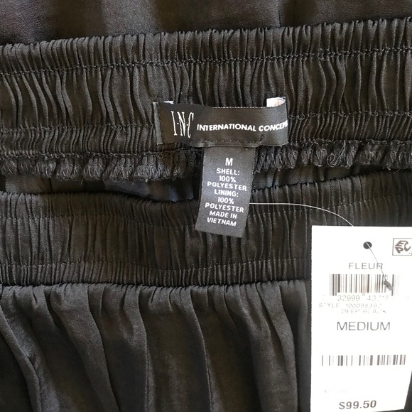 Dress - Picture 4 of 7